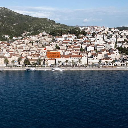 Fingerprint Central Apartment 5 Min From Center & Beach Hvar Town Extérieur photo