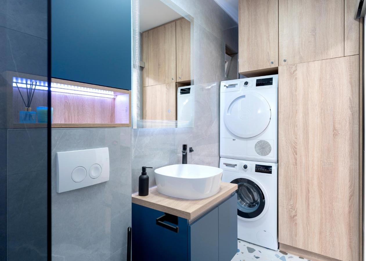 Fingerprint Central Apartment 5 Min From Center & Beach Hvar Town Extérieur photo