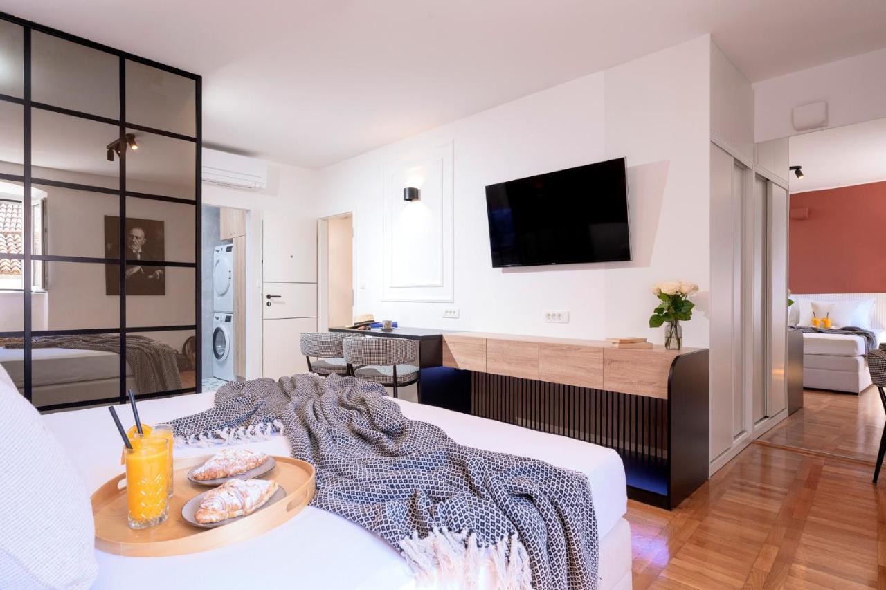 Fingerprint Central Apartment 5 Min From Center & Beach Hvar Town Extérieur photo