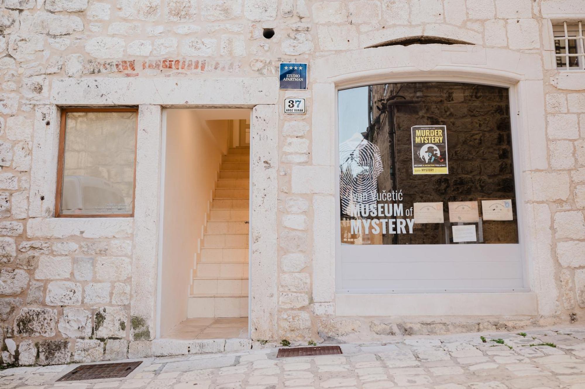 Fingerprint Central Apartment 5 Min From Center & Beach Hvar Town Extérieur photo