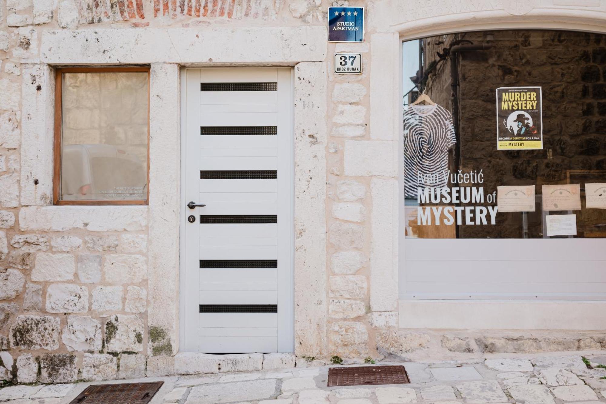 Fingerprint Central Apartment 5 Min From Center & Beach Hvar Town Extérieur photo